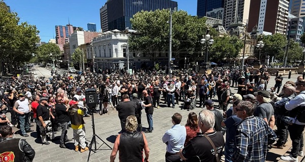 Protest In Melbourne - 99.5 & 99.9 Gippsland's TRFM